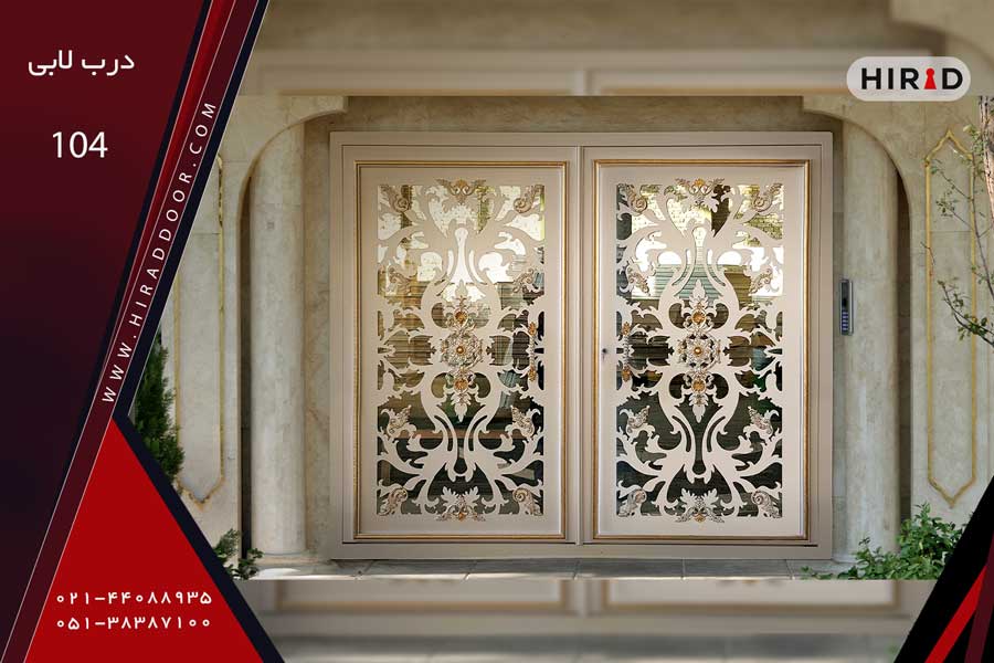 درب لابی فلزی دو لنگه شیشه خور، سفید طلایی با طراحی و برش های ظریف و لوکس